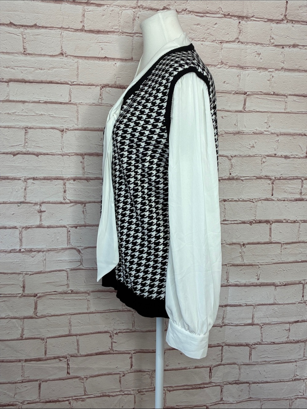 Adrianna Papell Houndstooth Sweater Vest Blouse Combo Like New Medium - Picture 5 of 10